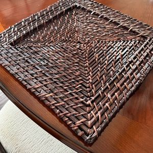 6 Wooden chargers In Great condition. only used for staging